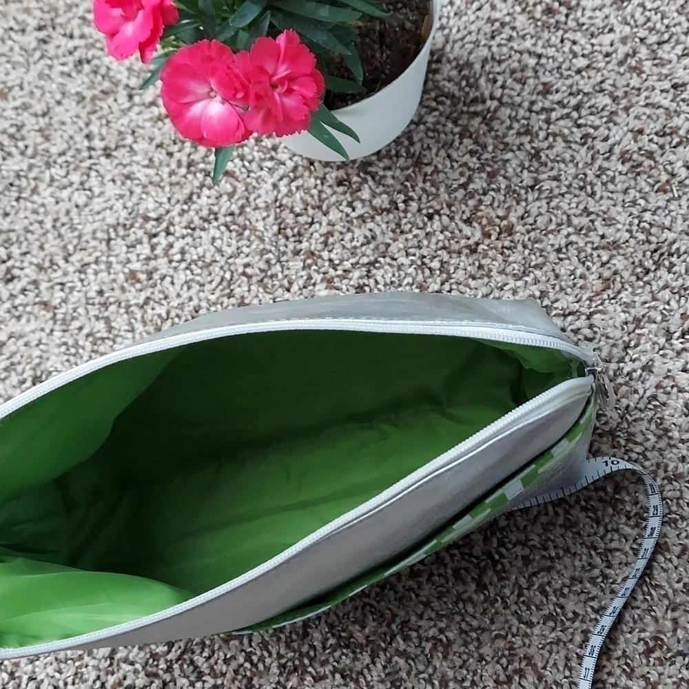 New Clinique cosmetic bag
